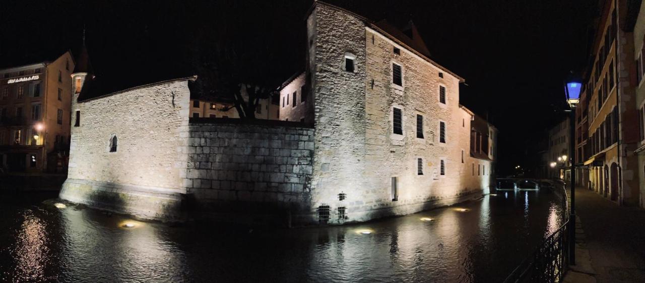 Gite urbain AU 2BIS - Annecy Exterior foto